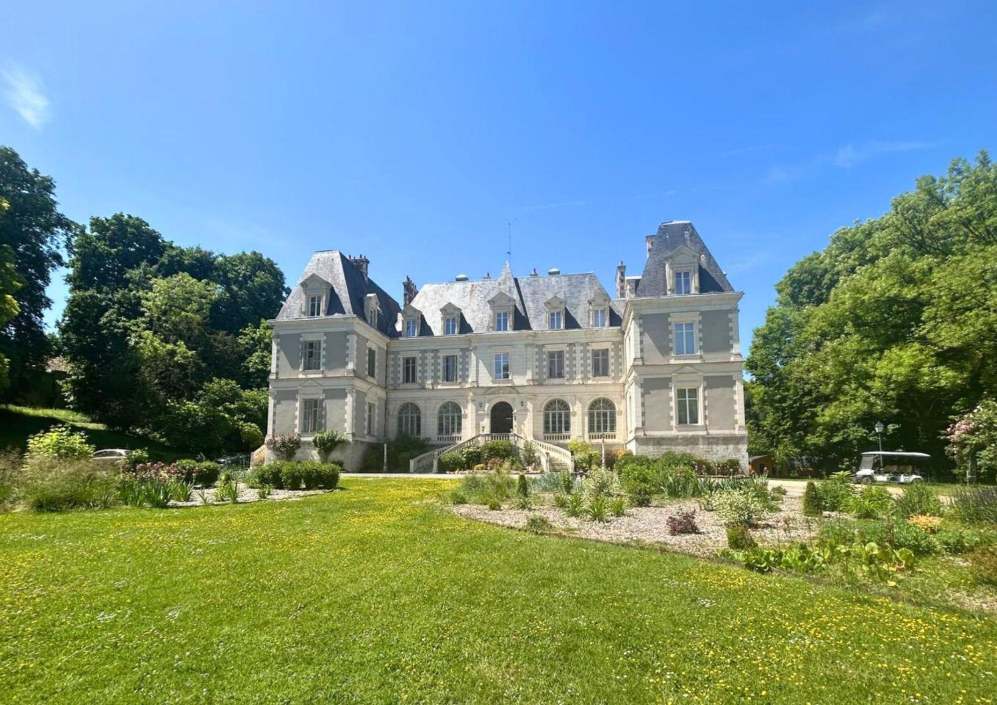 Chateau De Saint-Bohaire Exteriör bild